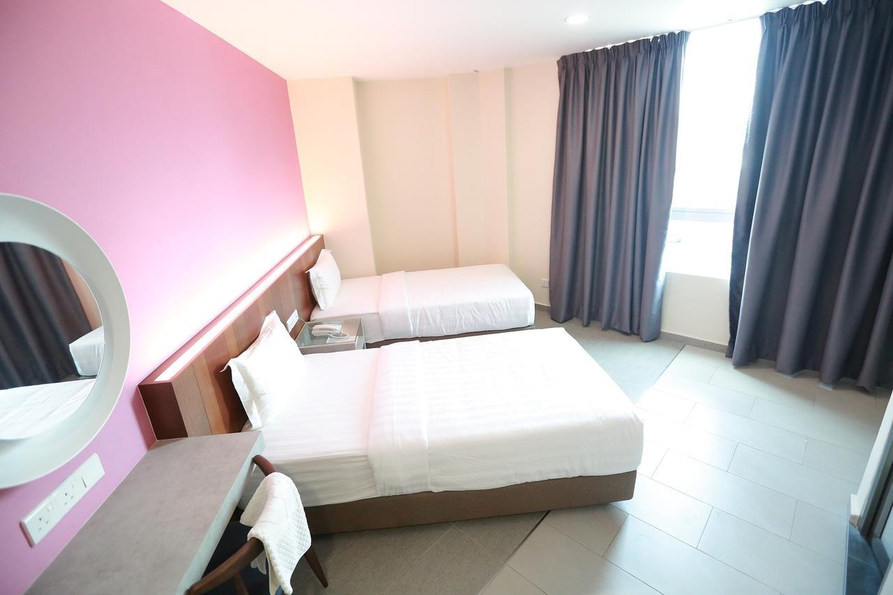 Pantai Regal Boutique Hotel Kuantan Dış mekan fotoğraf