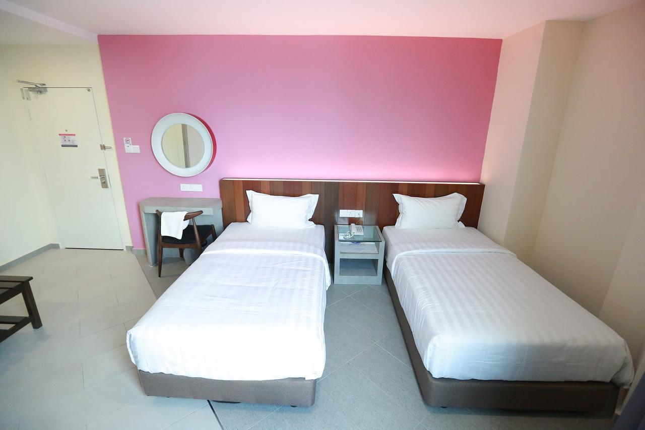 Pantai Regal Boutique Hotel Kuantan Dış mekan fotoğraf