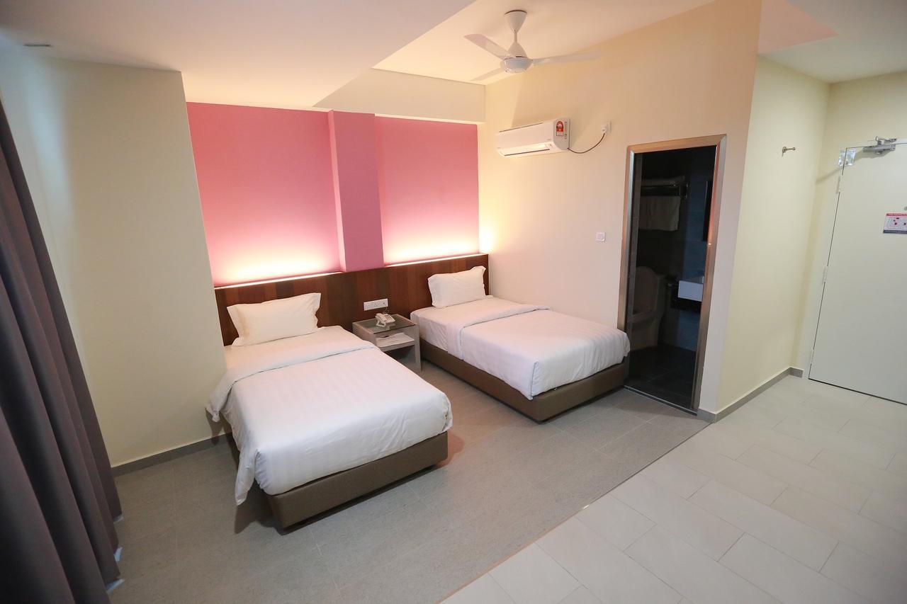 Pantai Regal Boutique Hotel Kuantan Dış mekan fotoğraf